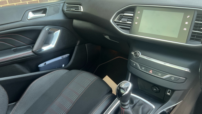 Peugeot 308 1.5 BlueHDi 130 GT Line 5dr Diesel Hatchback